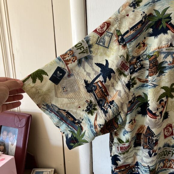 Disneyland Resort Short Sleeve Button Down Hawaiian Shirt Tiki Disney Mens XL - Picture 10 of 12
